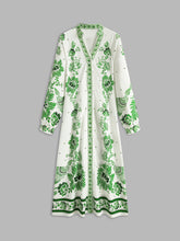 Langes Kleid mit Vintage-Print und Knöpfen